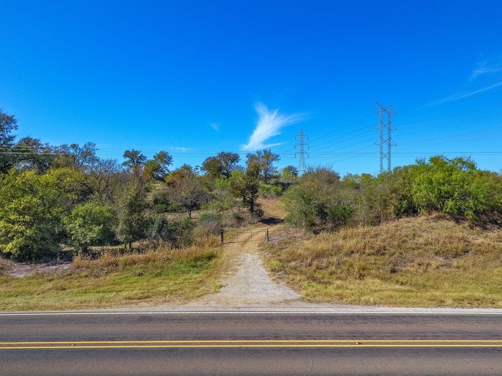 000 Fm 1704, Elgin, TX, 78621 MLS 9048034