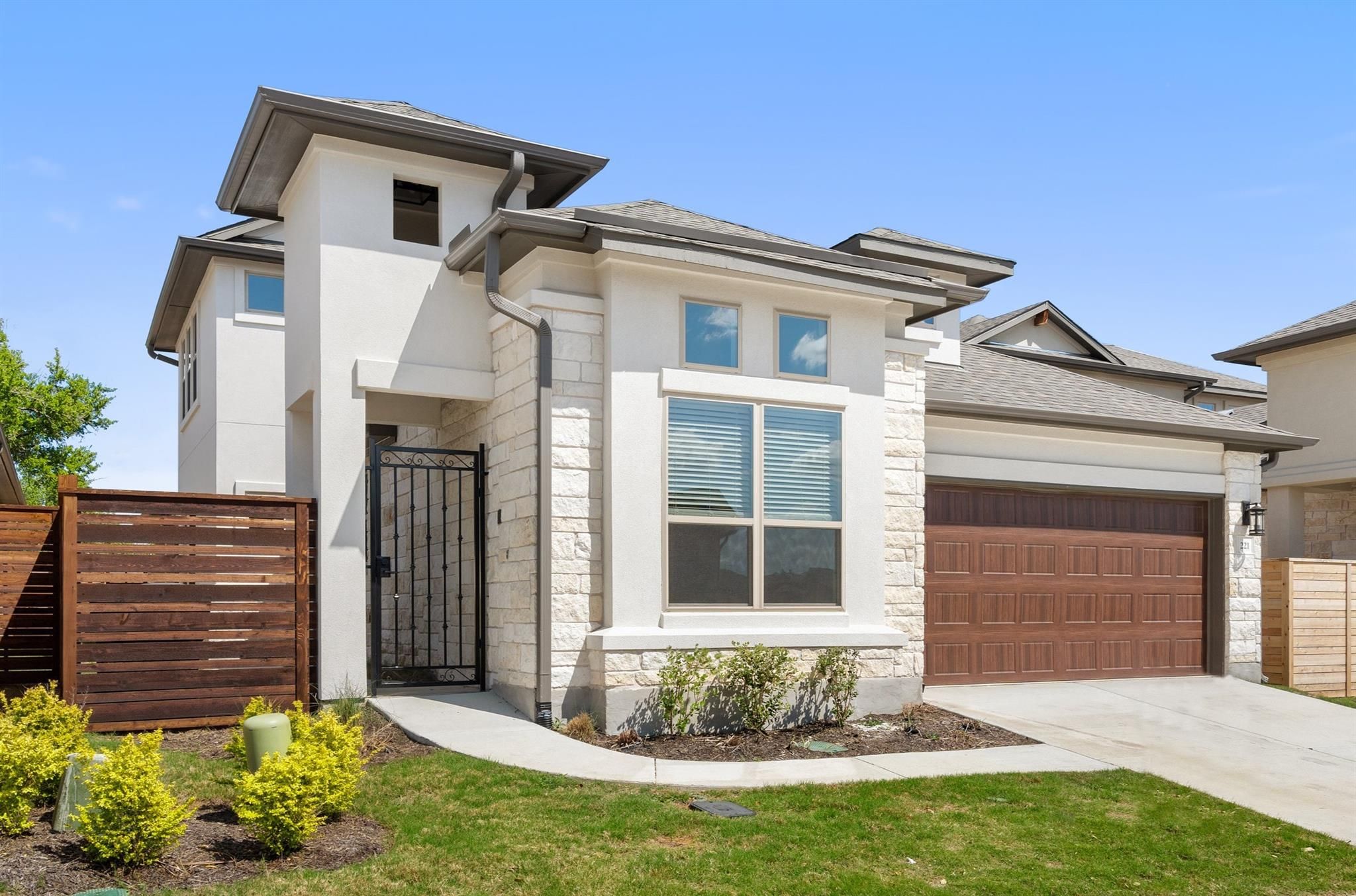 221 Skyflower Dr, Georgetown, TX, 78628 - MLS# 5450107