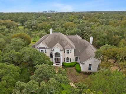 5 Bedroom Homes for Sale in Austin Independent School District