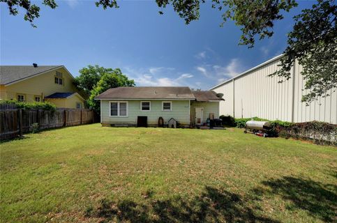 208 W Nolte St Seguin TX 78155 MLS# 3337855 208 W Nolte St Seguin TX 78155 MLS# 3337855