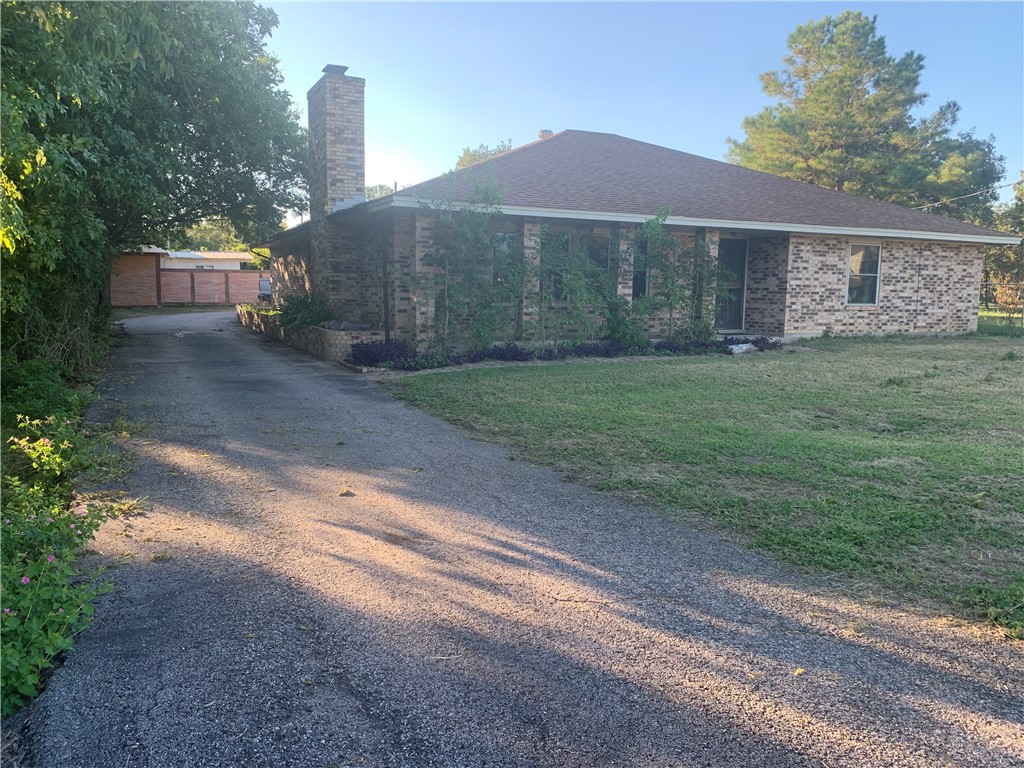 Tahitian Village Homes for Sale Bastrop TX