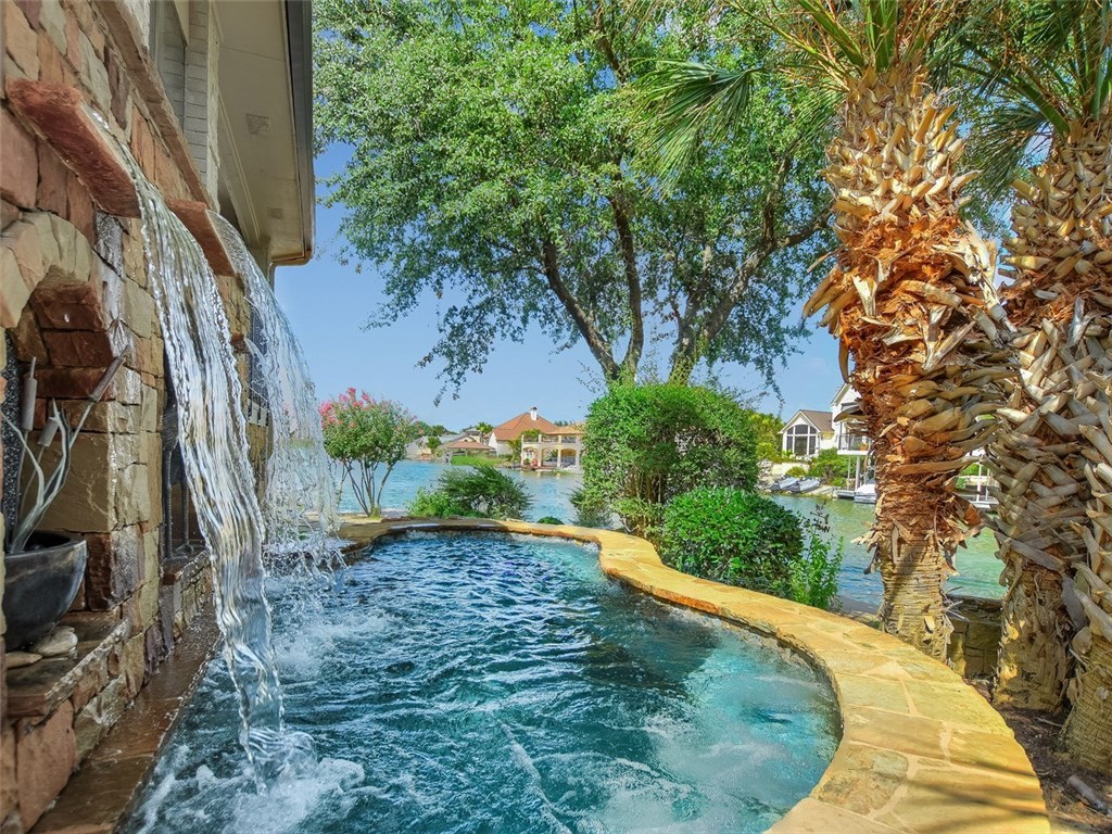 19 Applehead Island Drive, Horseshoe Bay, TX, 78657 MLS 2175774