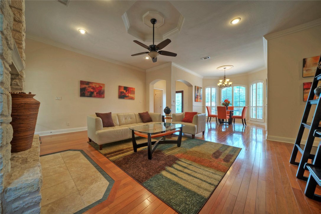 611 Rolling Green Drive, Lakeway, TX, 78734 MLS 9381496