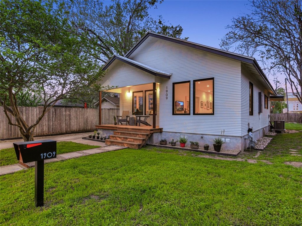 1909 E 2nd St, Austin, TX, 78702 - MLS# 3558932