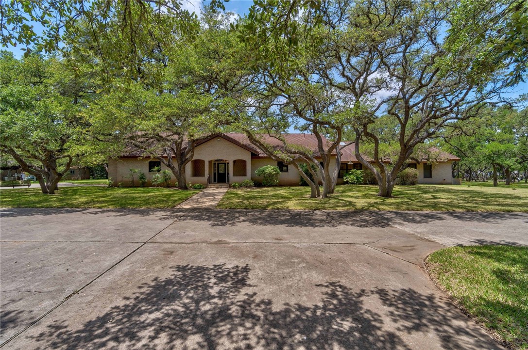 21 Country Oaks Drive, Buda, TX 78610 MLS 4378427