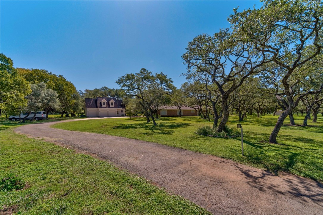 24 Country Oaks Drive, Buda, TX, 78610 MLS 1239139