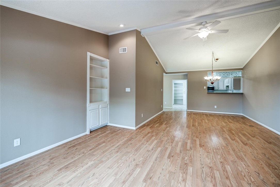 43 Oaks Place, Lago Vista, TX 78645 MLS 5125843