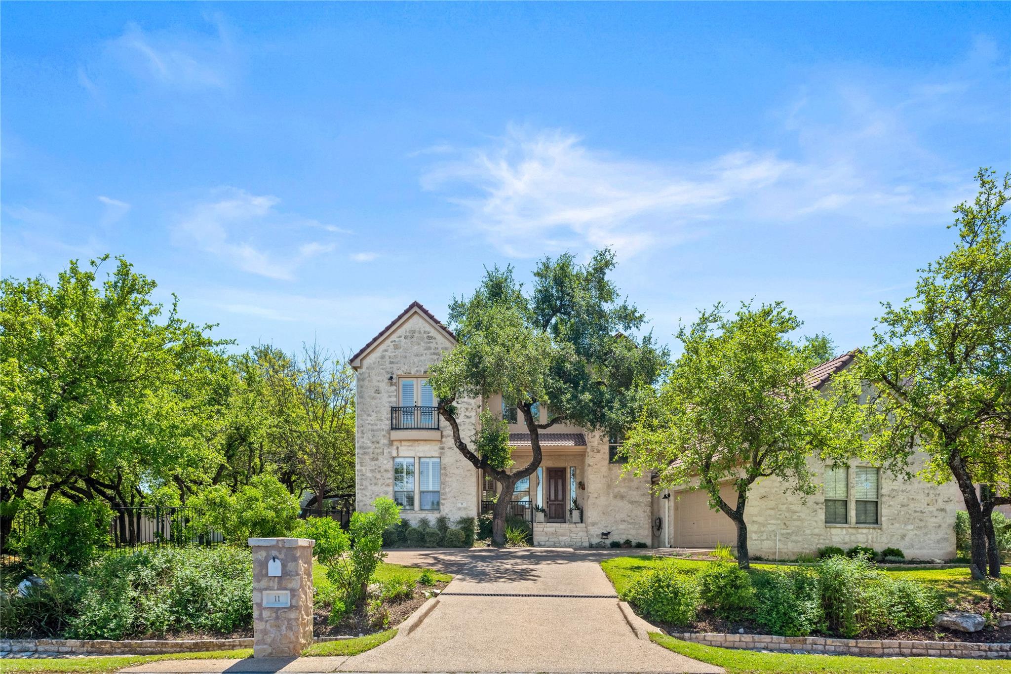 11 Wingreen Loop, The Hills, TX, 78738 MLS 4958921