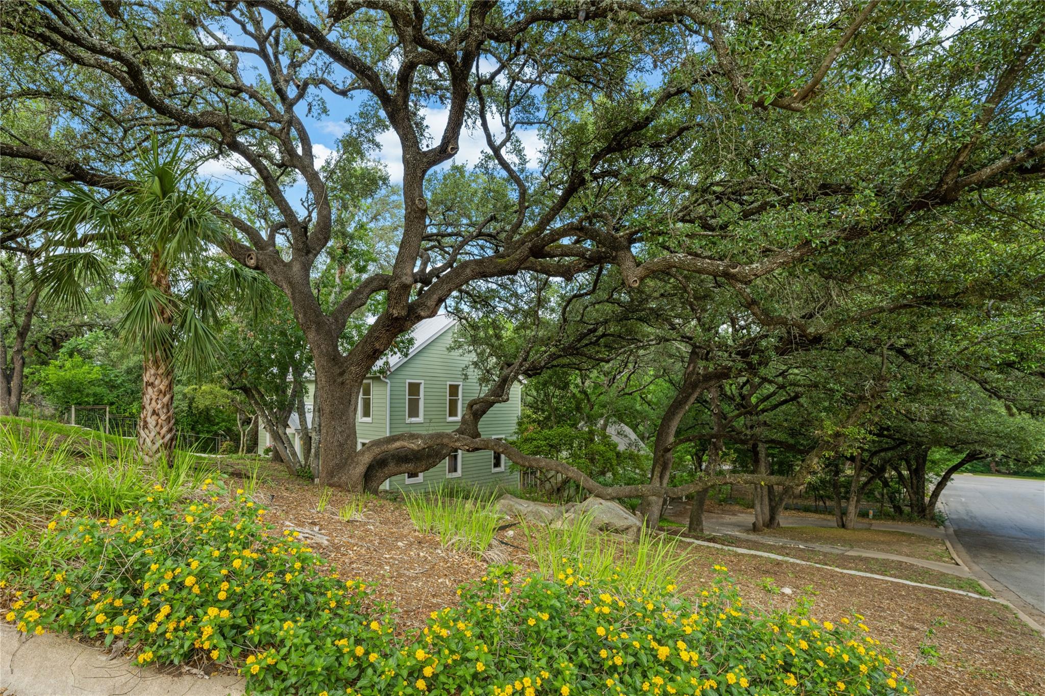 801 Rock Creek Dr, West Lake Hills, TX, 78746 MLS 7439942