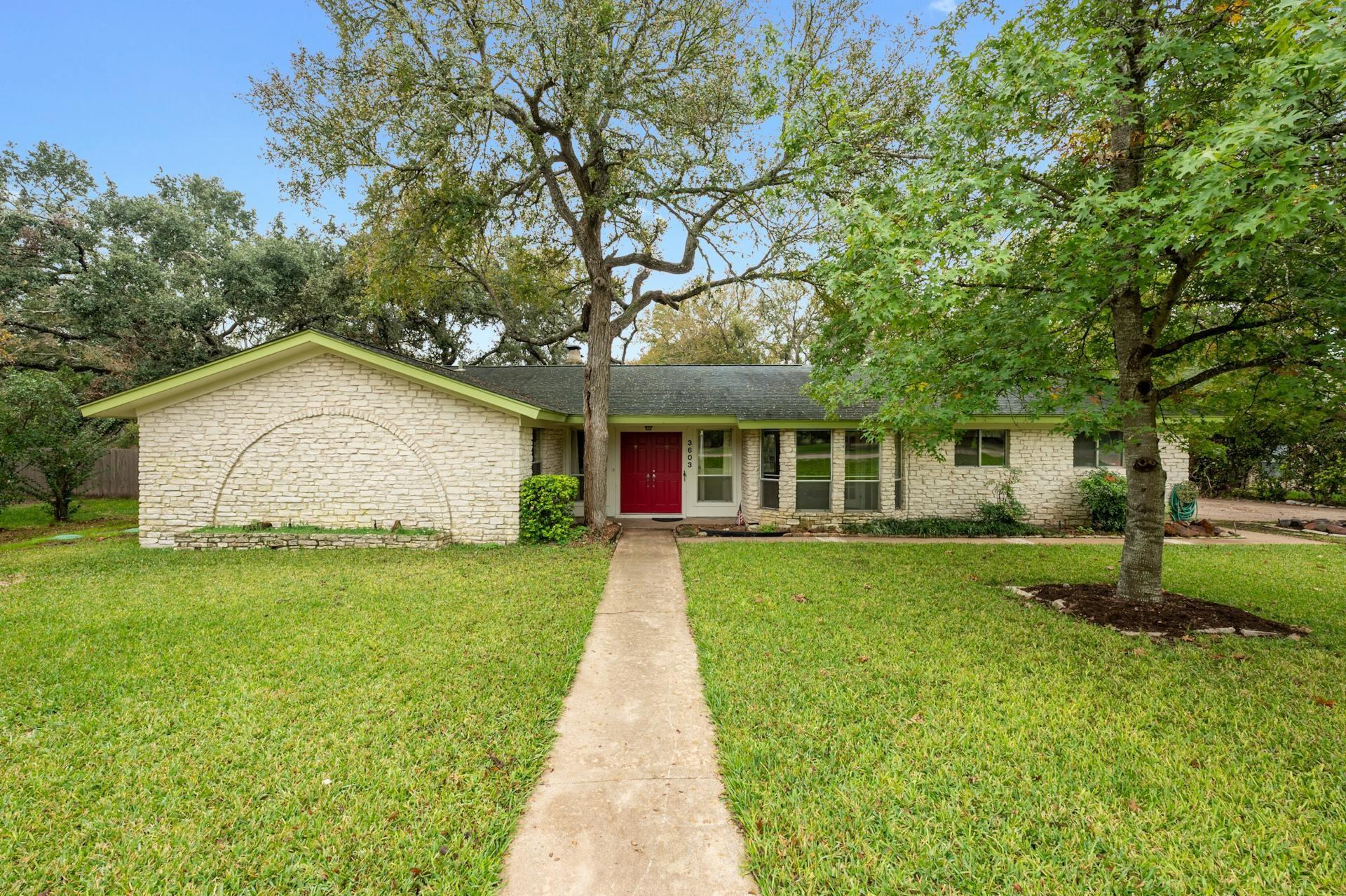 Kellywood Estates Homes for Sale Kellywood Estates, Austin, TX