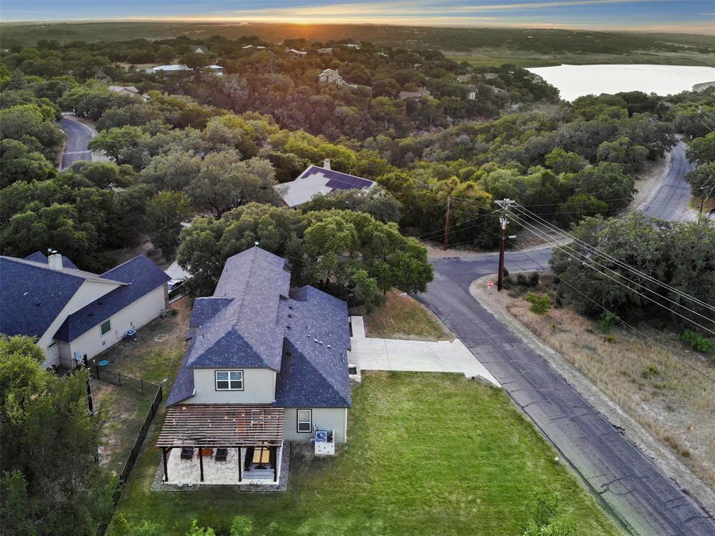 Windermere Oaks Homes for Sale Windermere Oaks, Spicewood, TX