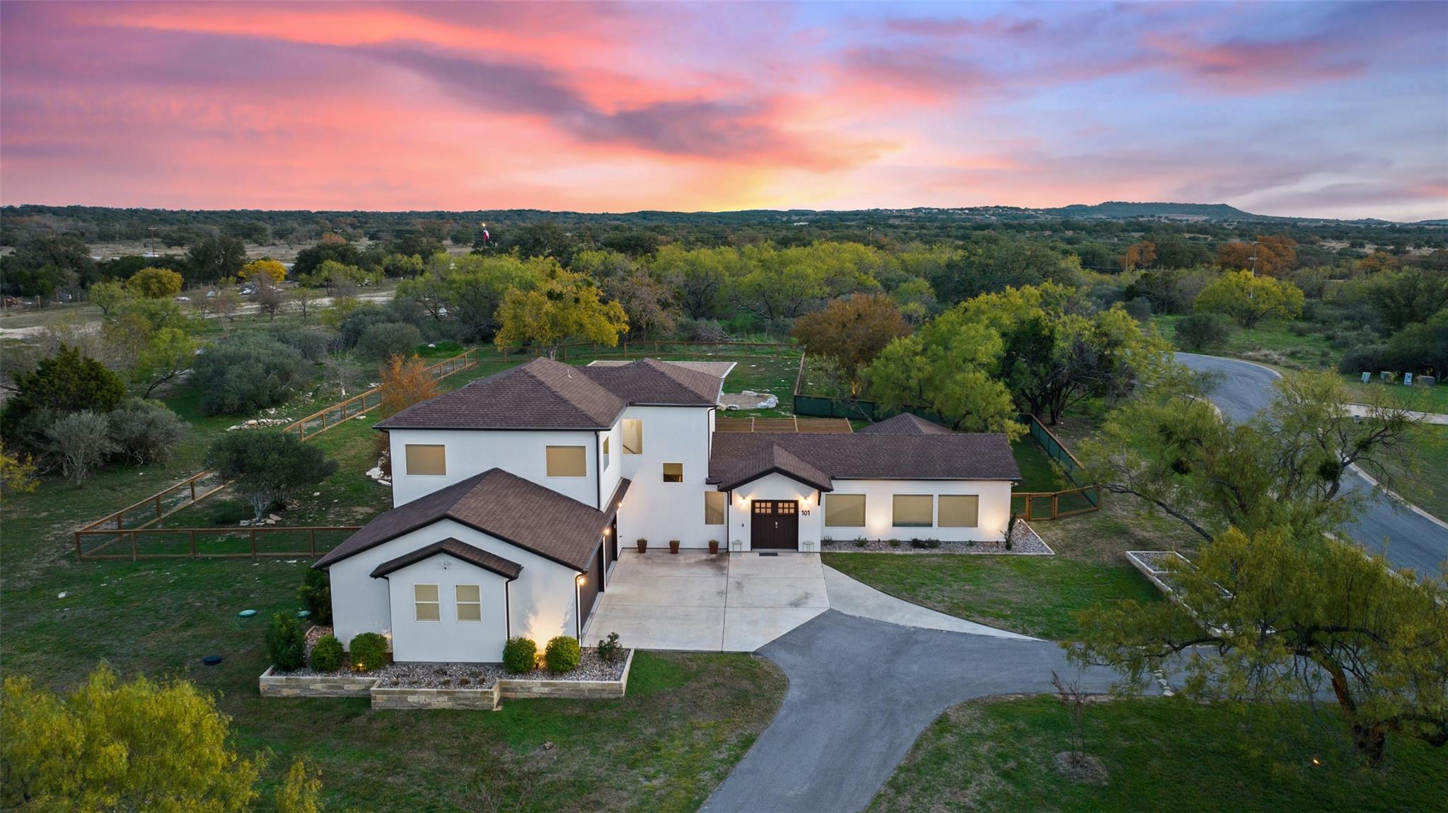 Double Horn Creek Homes for Sale Double Horn Creek, Spicewood, TX