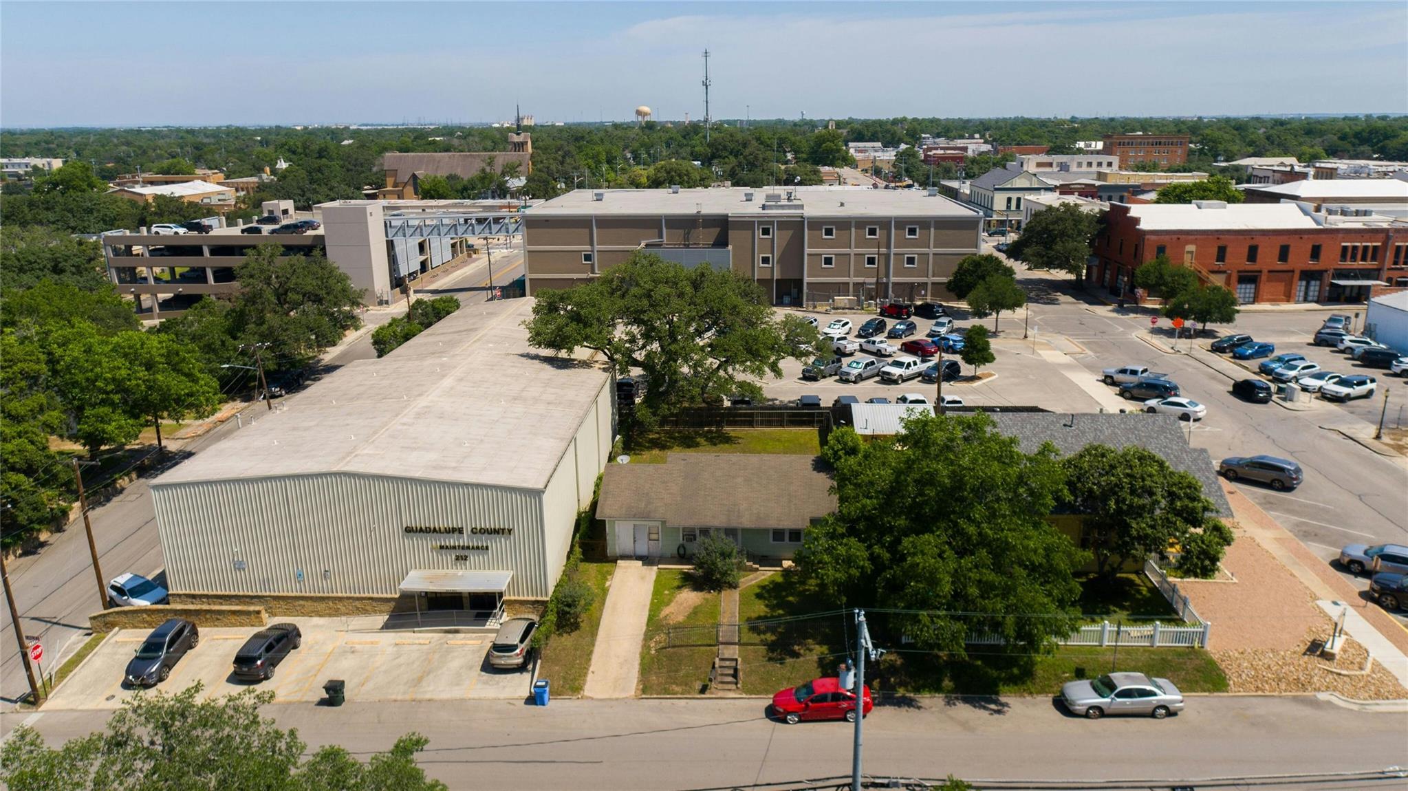 208 W Nolte St Seguin TX 78155 MLS# 3337855 208 W Nolte St Seguin TX 78155 MLS# 3337855