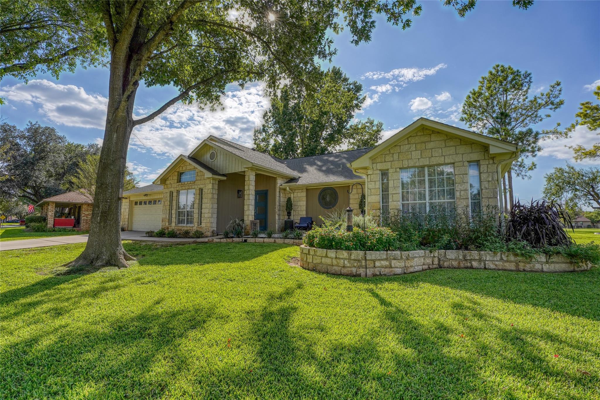 Meadowlakes Homes for Sale Meadowlakes, Marble Falls, TX