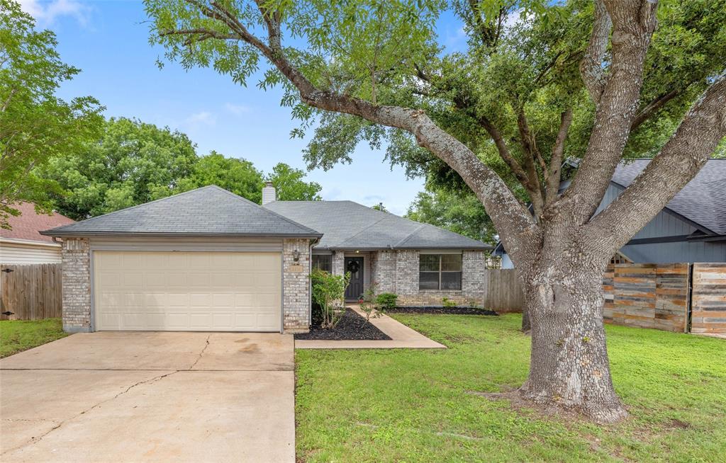 33 Roundville Ln Round Rock Tx 78664