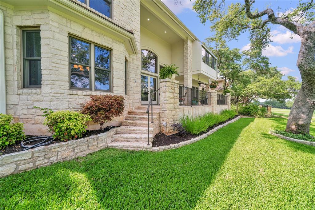 55 Stillmeadow Dr, The Hills, TX, 78738 MLS 3667336