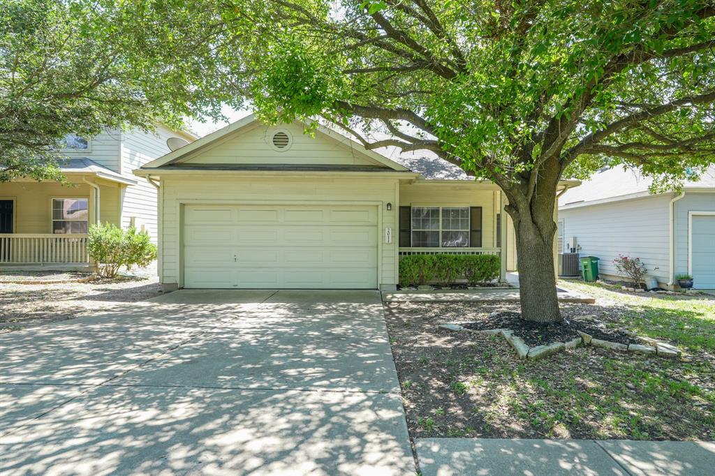 2011 Charlotte Estates Dr, Austin, TX, 78744 MLS 6955833